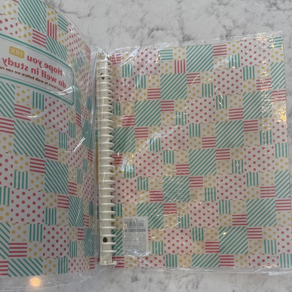 (Unopened) Rilakkuma folder + loose-leaf notebook - Picture 6 of 9